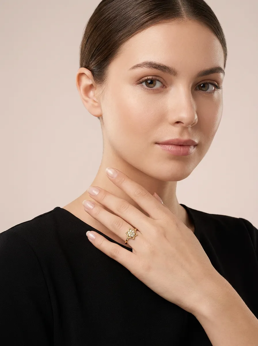 Diamond Star Flower Ring R00821 — 18K gold ring by RUT GOLD — view 3
