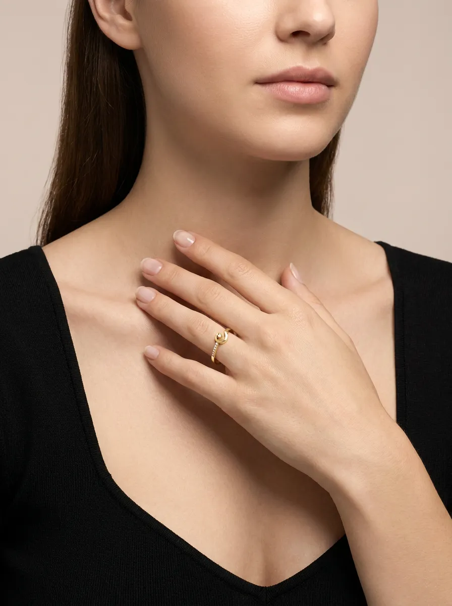 Pavé Diamond Curl Ring R00868 — 18K gold ring by RUT GOLD — view 3