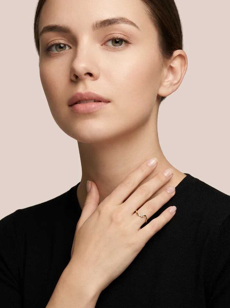 Minimalist Diamond Wave Ring R00906 — 18K gold ring by RUT GOLD — view 3